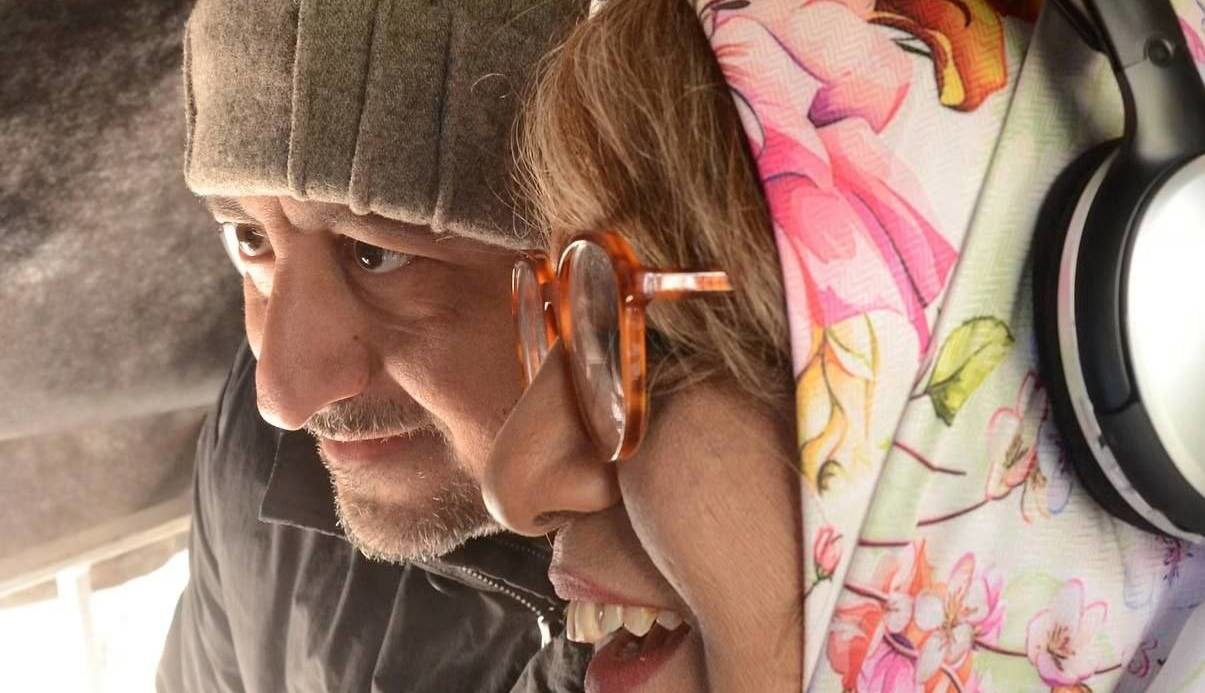 «خانوم والده» دو میلیونی شد/ سانس بیشتر جواب می‌دهد