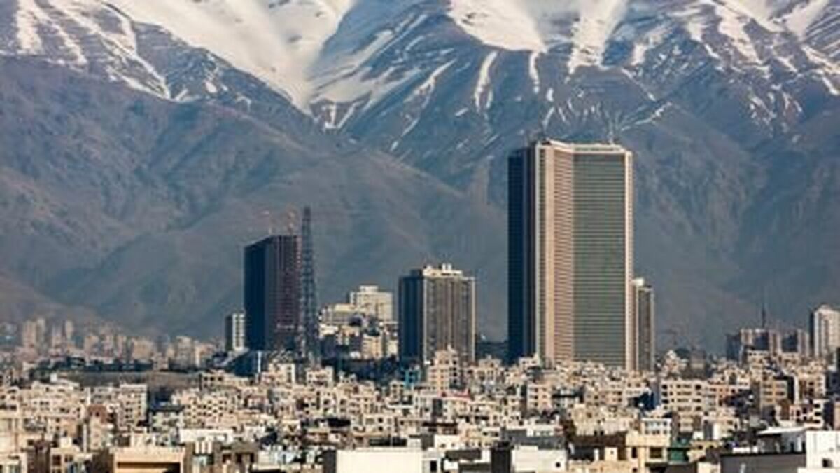 تحلیل اقتصاددان از آینده بازار مسکن تا پایان سال ۱۴۰۵؛ رشد مسکن به طلا می‌رسد؟